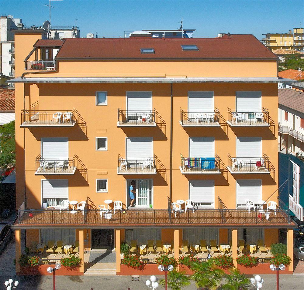 Pensione Villa Joli Lido di Jesolo Exterior photo